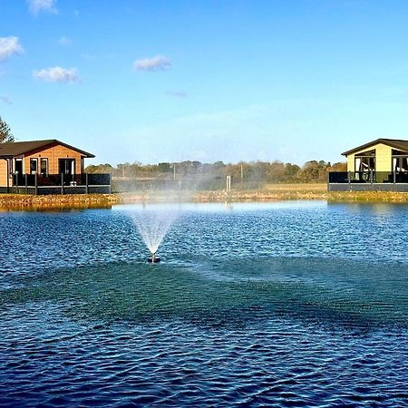 Brackenborough Lakes Resort Louth  ภายนอก รูปภาพ