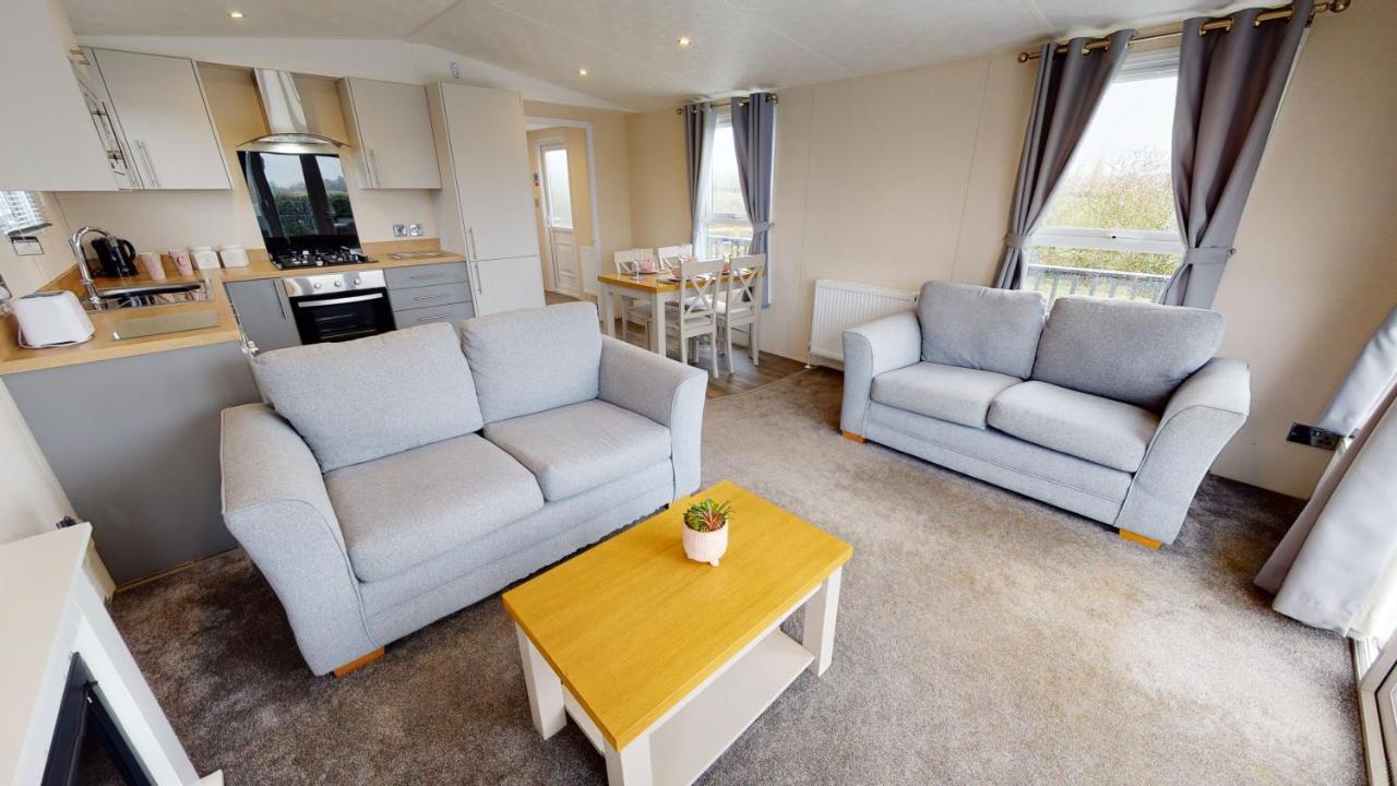 Brackenborough Lakes Resort Louth  ภายนอก รูปภาพ