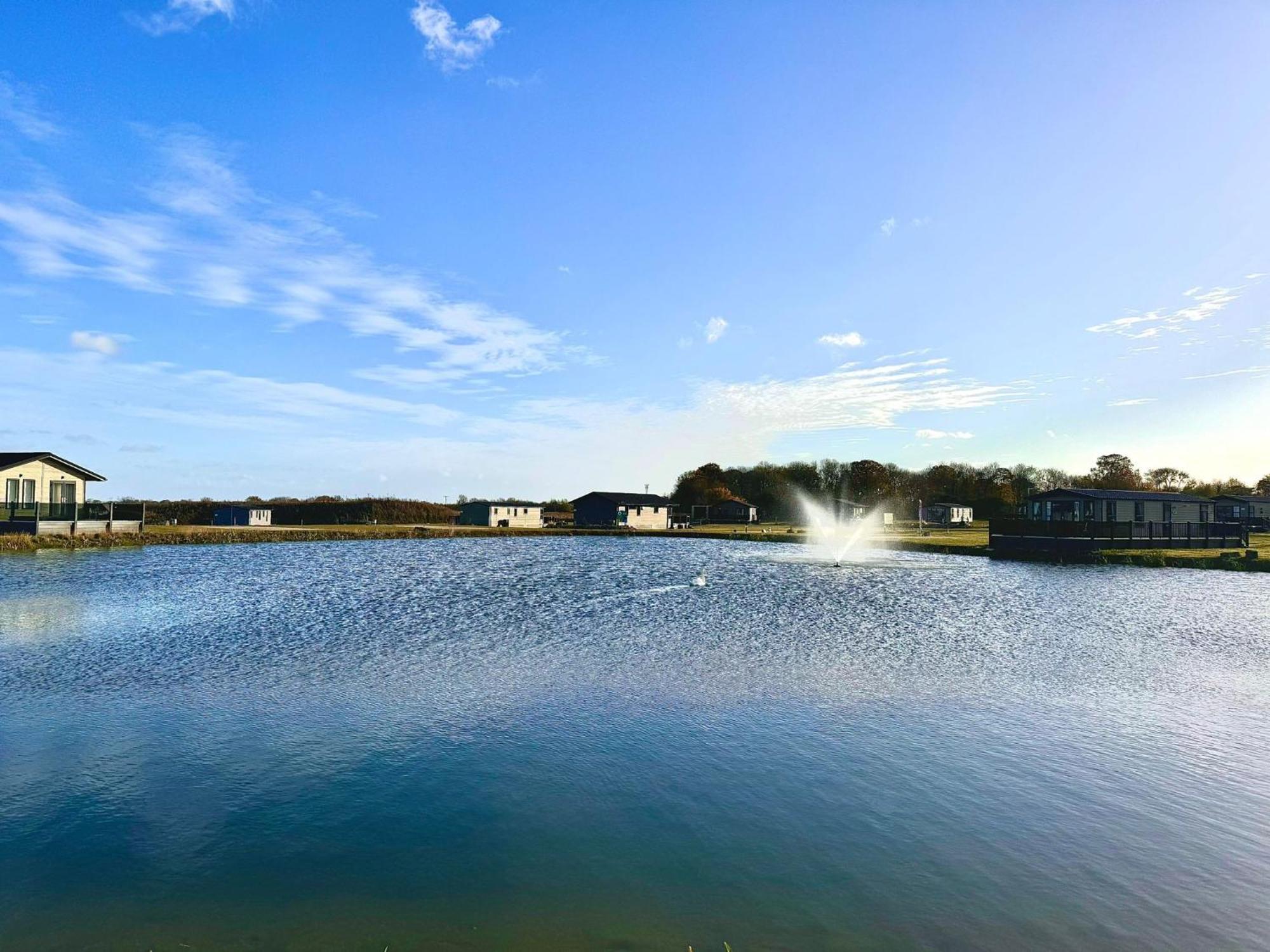 Brackenborough Lakes Resort Louth  ภายนอก รูปภาพ