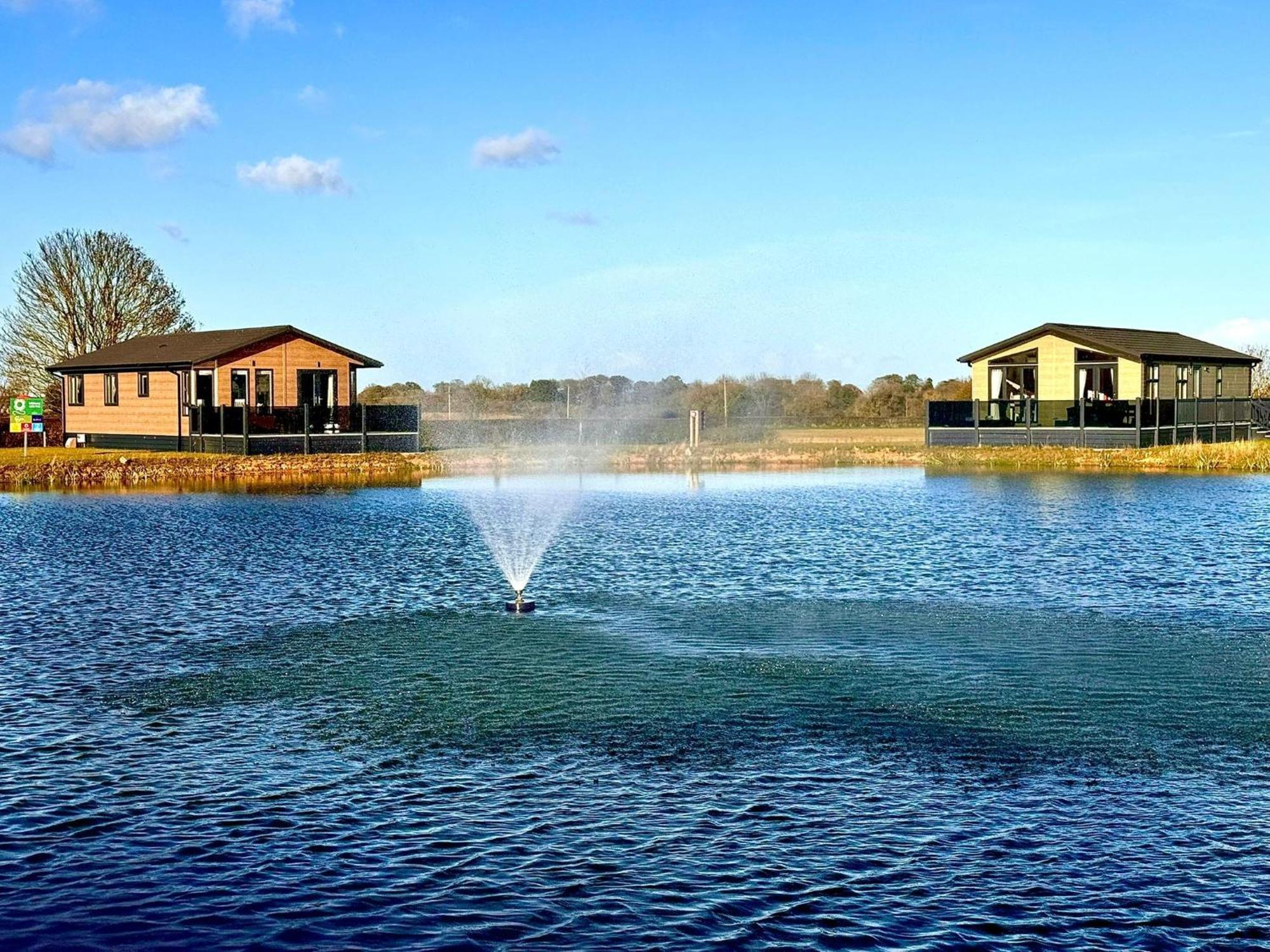Brackenborough Lakes Resort Louth  ภายนอก รูปภาพ
